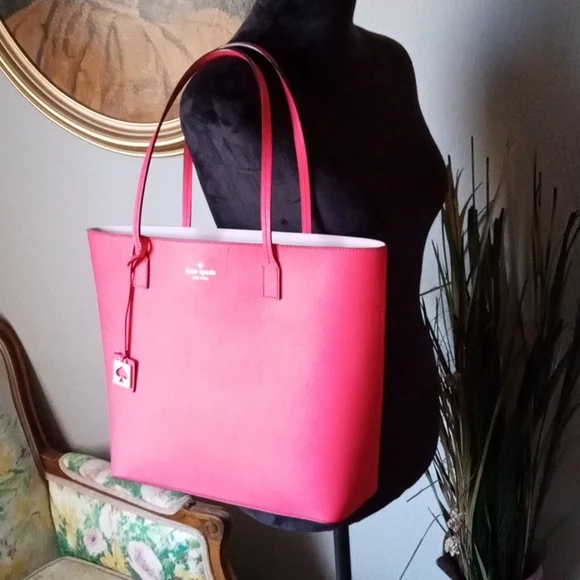 NWOT kate spade ♠️ Large DarkSalmon Pink Bucket Purse.